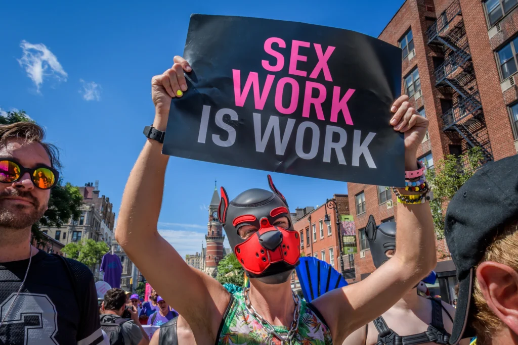 Sex workers vs Porn : artists or prostitutes?